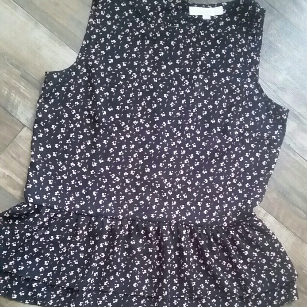 Top shirt loft clothes